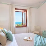 Con Piscina Indipendente E Vista Mare Per 6 Persone Коста-Парадисо