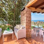 Вилла Con Piscina Indipendente E Vista Mare Per 6 Persone