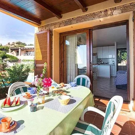 Con Piscina Indipendente E Vista Mare Per 6 Persone *