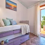 Con Piscina Indipendente E Vista Mare Per 6 Persone Costa Paradiso