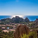 Villa Con Piscina Indipendente E Vista Mare Per 6 Persone