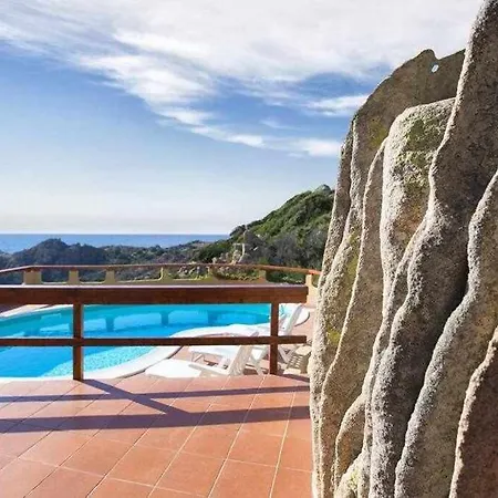Con Piscina Indipendente E Vista Mare Per 6 Persone Villa