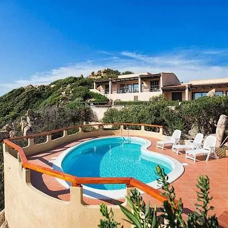 Villa Con Piscina Indipendente E Vista Mare Per 6 Persone
