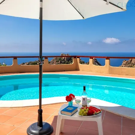 Con Piscina Indipendente E Vista Mare Per 6 Persone Villa Costa Paradiso