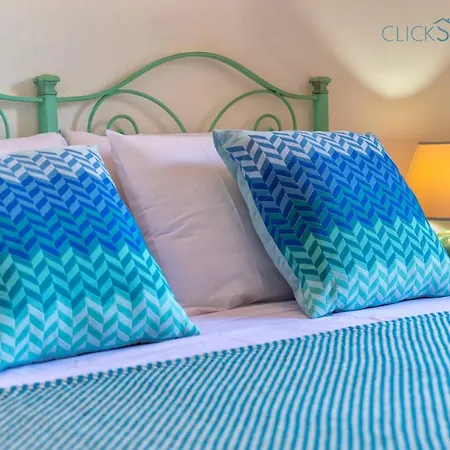 Con Piscina Indipendente E Vista Mare Per 6 Persone Villa *