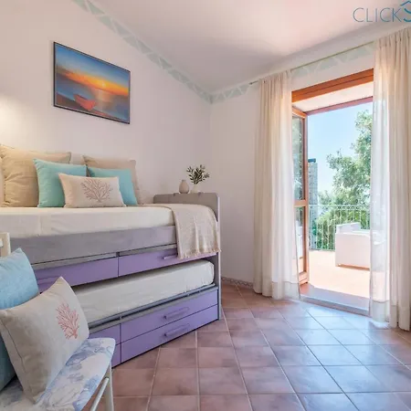 Con Piscina Indipendente E Vista Mare Per 6 Persone * Costa Paradiso