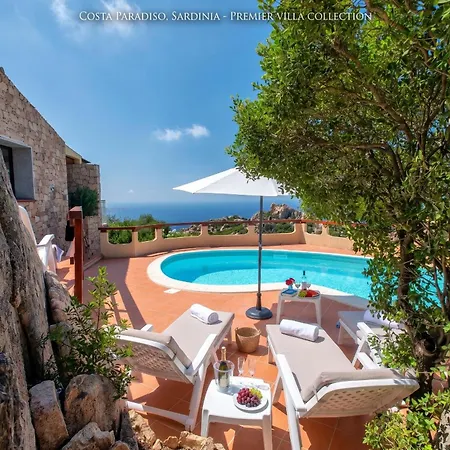 Con Piscina Indipendente E Vista Mare Per 6 Persone Willa *