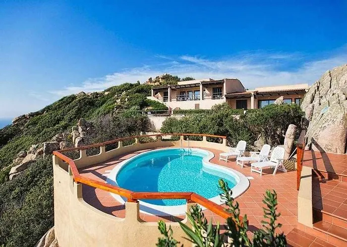 Villa Con Piscina Indipendente E Vista Mare Per 6 Persone