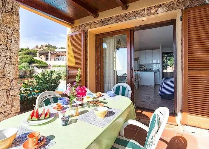 Con Piscina Indipendente E Vista Mare Per 6 Persone *