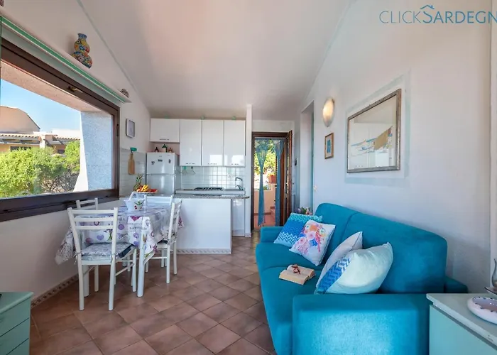 Con Piscina Indipendente E Vista Mare Per 6 Persone *