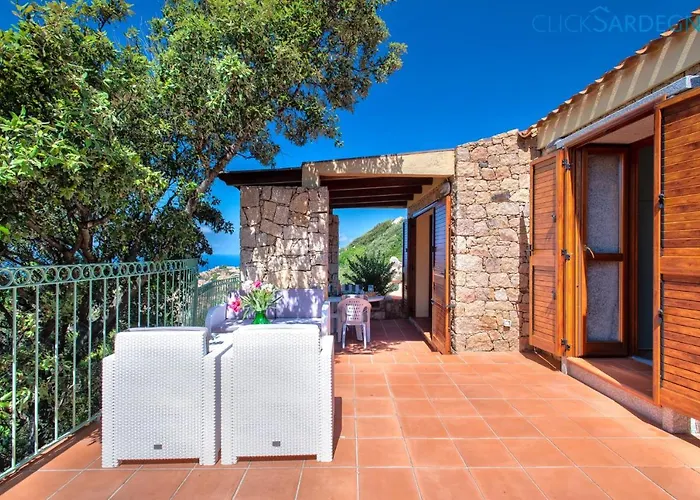 Con Piscina Indipendente E Vista Mare Per 6 Persone Villa Costa Paradiso